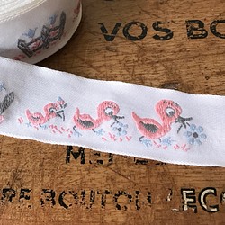 フランスのヴィンテージ刺繍リボン・ピンクのアヒルさん 60cm 1枚目の画像