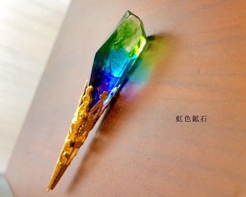 虹色鉱石 ガラスのようなネックレス ピアス イヤリング