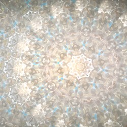 ガラスポッドの万華鏡『フラワーポッド』ドライフラワーヘリクリサム/white 1枚目の画像
