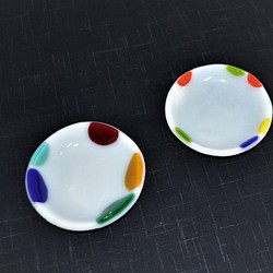 送料無料　ビビットな豆皿　(丸）２枚セット 1枚目の画像