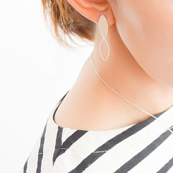 double vertical leaf pierces/earrings 第1張的照片