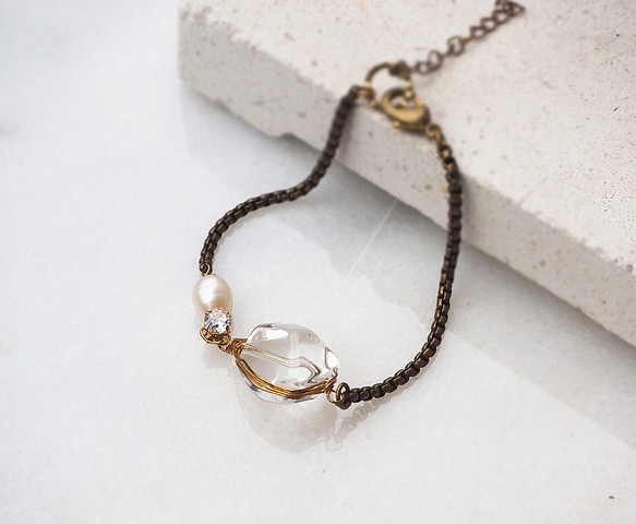 冰涼澄澈 透明水晶 白水晶 天然石珍珠鋯石手鍊 黃銅手鍊 輕珠寶 B19 第1張的照片