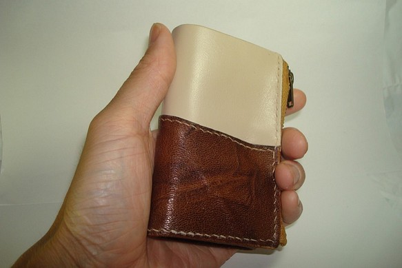 レザーキーケース　財布兼用 1枚目の画像