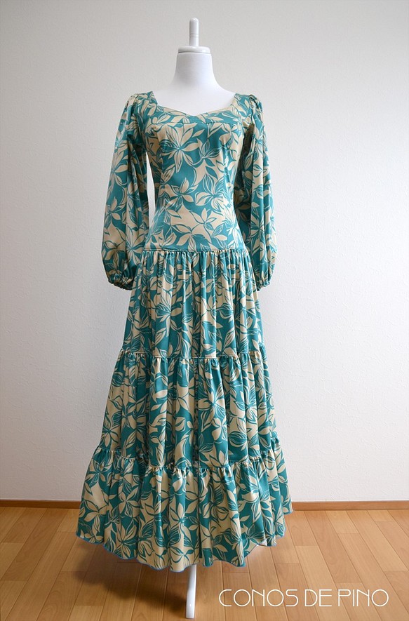 フラメンコ衣装ジャスミンミントグリーン（A-1)一点物 ファッション 布