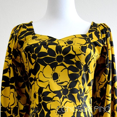 フラメンコ衣装 ストレッチサテンプリント黄色花柄（M-1） 一点物 