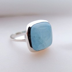海藍寶石方形銀戒指 第1張的照片
