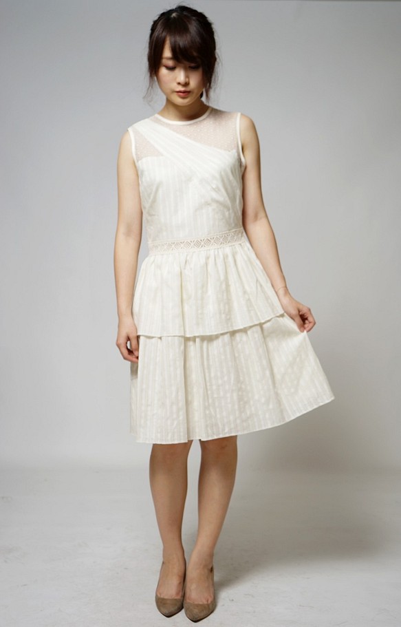MIT 白色婚禮穿搭 小禮服式蕾絲簍空洋裝 (R5052E) 第1張的照片