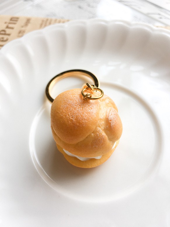 泡芙金色鑰匙圈-小 甜點飾品 包包掛飾 第1張的照片