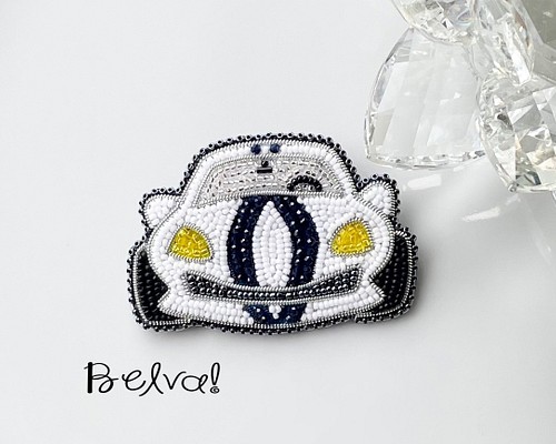 ビーズ刺繍のブローチ -スポーツカー- 車 car ブローチ Belva! 通販