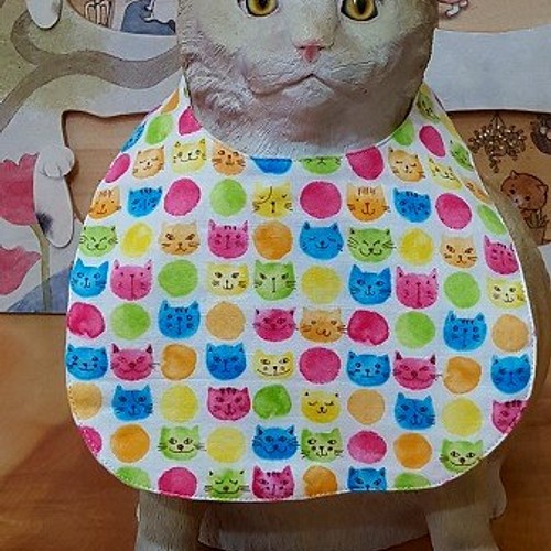 猫柄スタイ スタイ よだれかけ ネコザッカ凡クラフト 通販 Creema クリーマ ハンドメイド 手作り クラフト作品の販売サイト