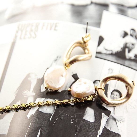 絕色黃銅系列- 淡水珍珠與黃銅 純境之光耳飾AG FASHION 第1張的照片