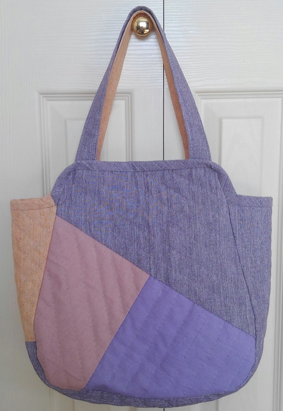 〇手作り チューリップ型バッグ、パッチワーク バック 和布 絣 藍染
