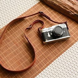 hykcwyre 客製皮製相機帶, 內藏棉芯, 單反, Leica, Canon, Nikon 第1張的照片