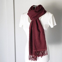 【羊絨：秋冬】男女皆宜：手工編織圍巾“酒紅與白點Vol.2” 第1張的照片