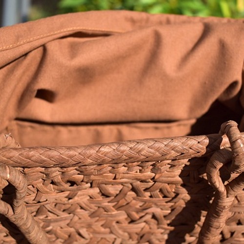 山葡萄籠バッグ | 一番皮使用 | 六角花嵌入乱れ編み | 巾着と中布付き 
