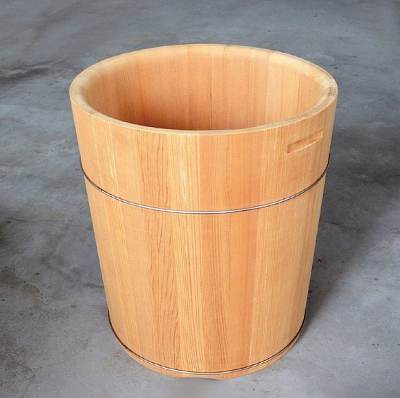 香杉原木泡腳桶 1尺6高 (可客製化訂做) 第1張的照片