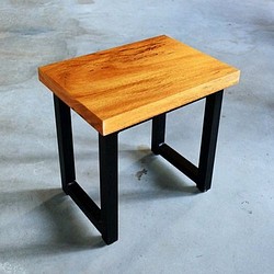 訂製化原木凳.吧檯椅.層架 第1張的照片