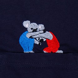 コアラのレスリング　ポケット付きビッグシルエットTシャツ ユニセックスS〜XL 1枚目の画像