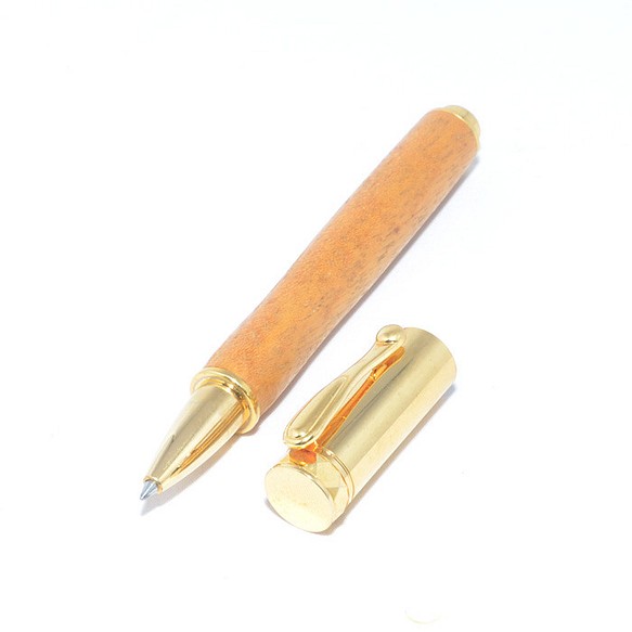 父の日 セール 木製の水性ボールペン　磁石付きキャップ（イエローハート；10金のメッキ） 1枚目の画像