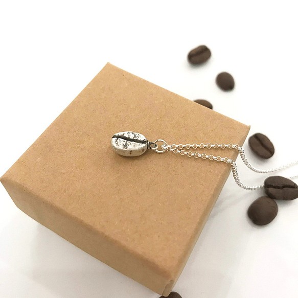咖啡豆 - 純銀項鍊 手工製作 第1張的照片