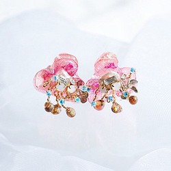お花と淡水パールのピアス pink/charming 1枚目の画像