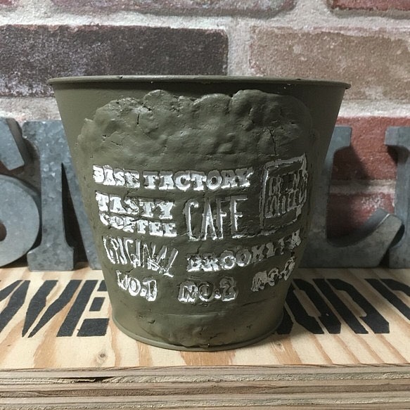 バスロールサイン風凸凹リメ缶(CAFE) 1枚目の画像