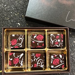 プリンセスショコラ　　RoseChocolate (薔薇のチョコレート）薔薇の花びらが香る優雅なひと時をお届けします。　 1枚目の画像