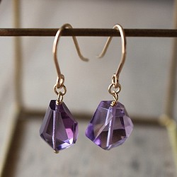 紫水晶&lt;滾動切割·AAA&#39;&gt;穿孔耳環（K14GF） 第1張的照片