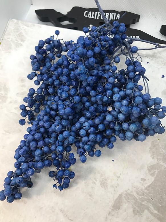 大地農園ペッパーベリーブルー小分け❣️ハーバリウム花材プリザーブドフラワー 1枚目の画像