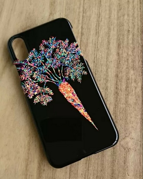 にんじん ブラック Iphone ケース ハードケース 携帯ケース 携帯カバー 電話カバー スマホケース Iphoneケース カバー スマホケース ショップ あっぷん 通販 Creema クリーマ ハンドメイド 手作り クラフト作品の販売サイト