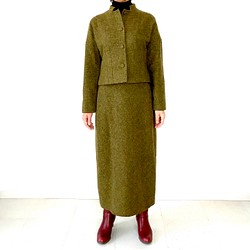レディス【Ladies】英国羊毛混　高級ツィード 2ピース　スーツ 1枚目の画像