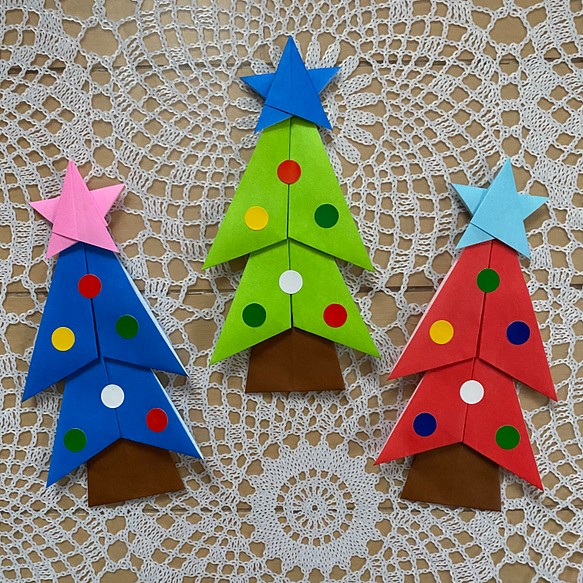 折り紙 クリスマスツリー 中 3色セット 壁面飾り 施設 病院 保育園 Lancasterdentistry Net