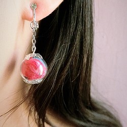 暮蝶 洋繡球 乾燥花 玻璃球 耳環/耳夾 第1張的照片