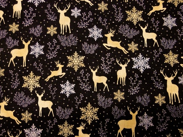 シーチング 生地 布【50×110cm】クリスマス トナカイ 雪の結晶 ブラック 1枚目の画像