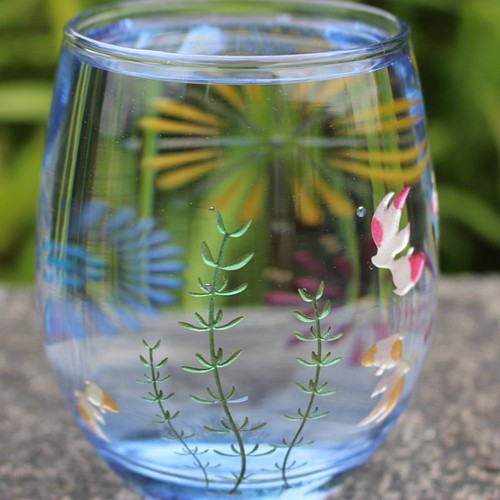 金魚と花火のグラス グラス カップ 酒器 Zion Glass Art 通販 Creema クリーマ ハンドメイド 手作り クラフト作品の販売サイト