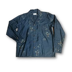 4　大島紬リメイク メンズ長袖シャツ（ブルー系花柄・M) 1枚目の画像