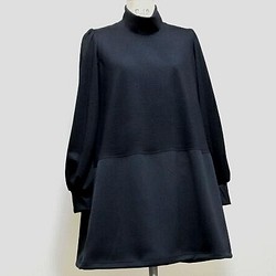 羊毛·A線高領連衣裙☆低腰不同材質的開關 第1張的照片