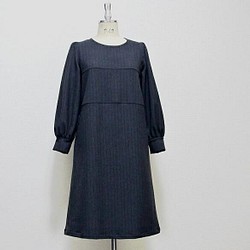 羊毛·細條紋·Maxi長度連衣裙G. 第1張的照片