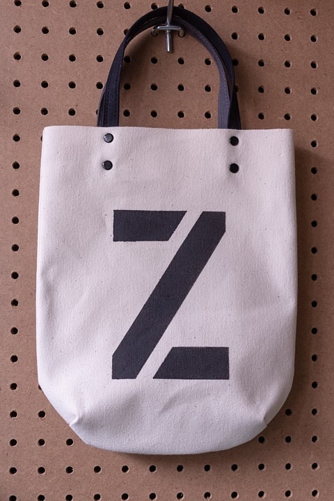 岡山市9號帆布模具“ Z”簡單袋IND0847，帶有可愛的彩色嵌縫 第1張的照片