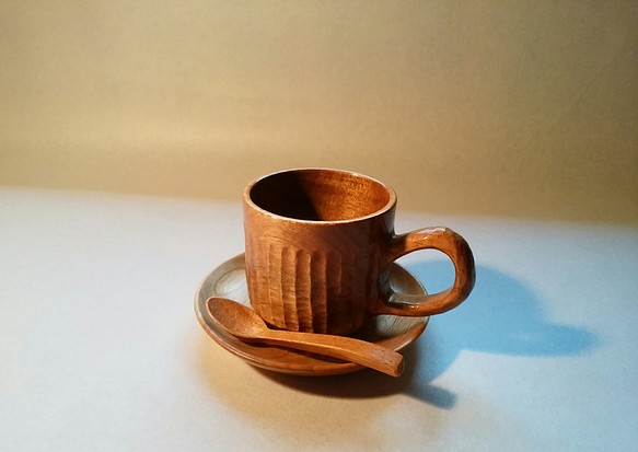 木のコーヒーカップセット 1枚目の画像