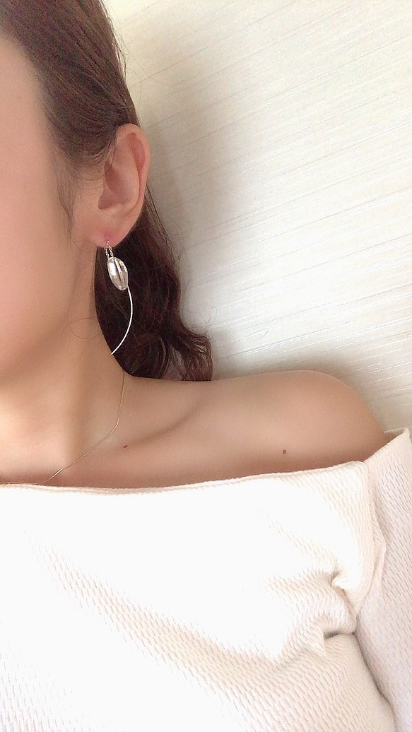 ⁑Natural Crystal⁑Curved Pierce 1枚目の画像