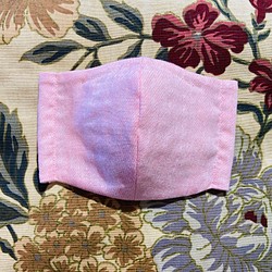 ダブルガーゼ　女性・小さめ立体マスク　フィルターポケット付き　桜色✖️さくらんぼ 1枚目の画像