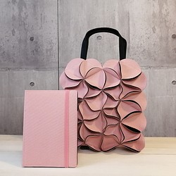 【Creema限量幸運袋】幾何花朵長款托特包&amp;A5筆記本套套/粉紅色 第1張的照片