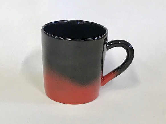 萩焼 マグカップ 黒赤 1枚目の画像