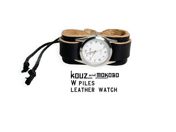 ▲ 帶有 WPILES 設計的單調黑色“W Piles 手錶”易讀錶盤（WPW-KKK-K） 第1張的照片
