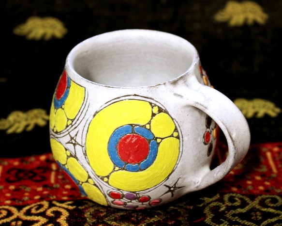 カラフルな黄まる陶器カップ　作品番号002 1枚目の画像