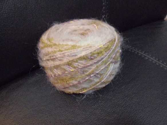 オリジナル毛糸☆イタリア製モヘアが品良い♫ 1枚目の画像