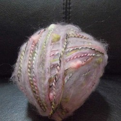 オリジナル変わり毛糸☆伊製毛糸とピンクモヘアの変わり糸♫ 1枚目の画像