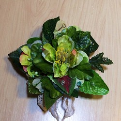 葉っぱの花コサージュ 1枚目の画像