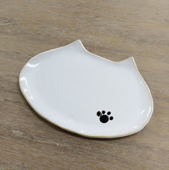 白萩の猫皿 1枚目の画像